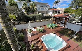 Becas House